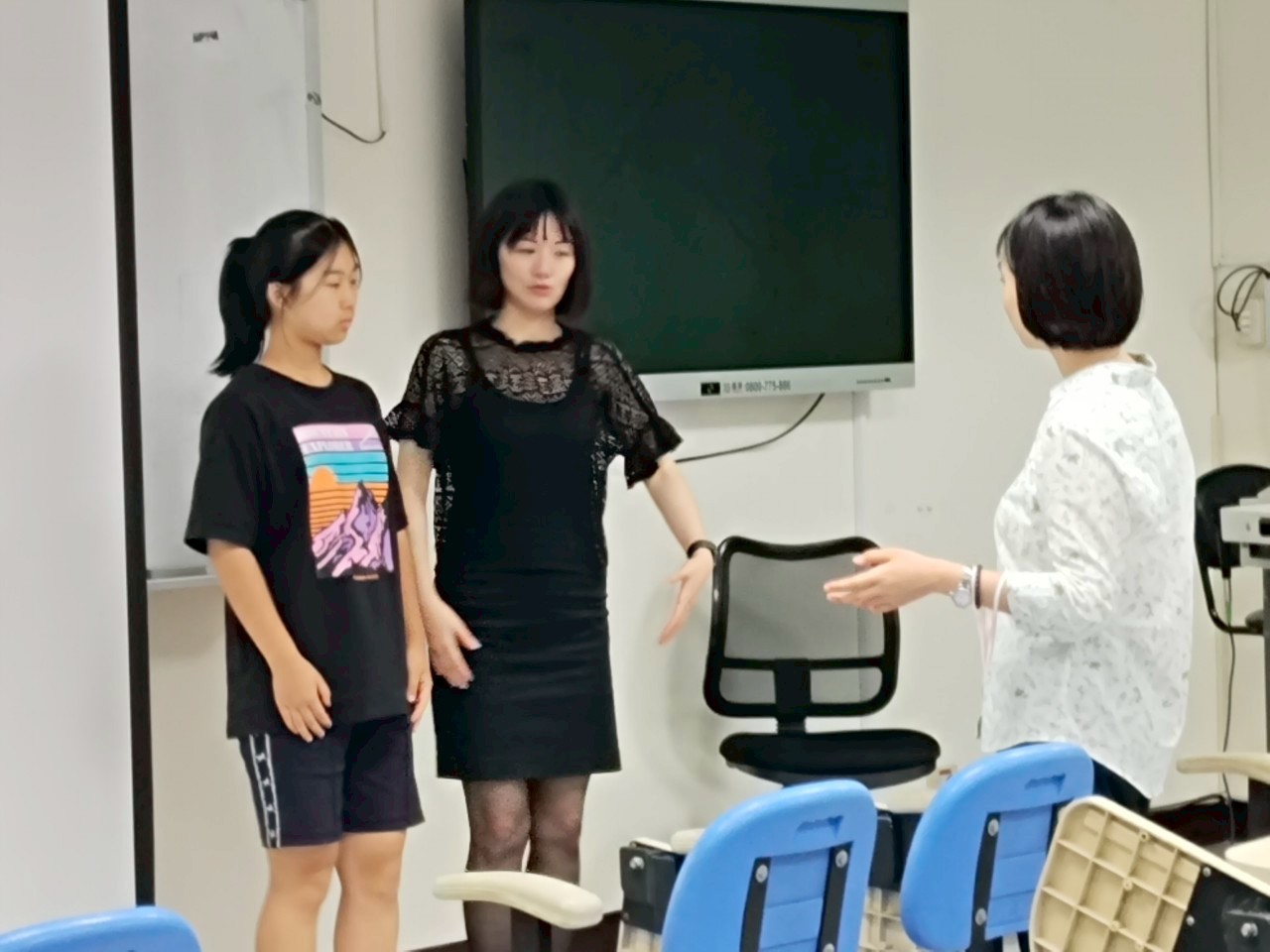 3