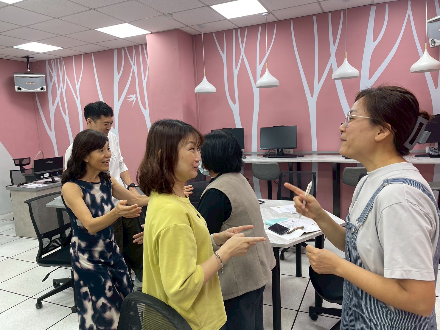 251103基礎英文會話課程 006