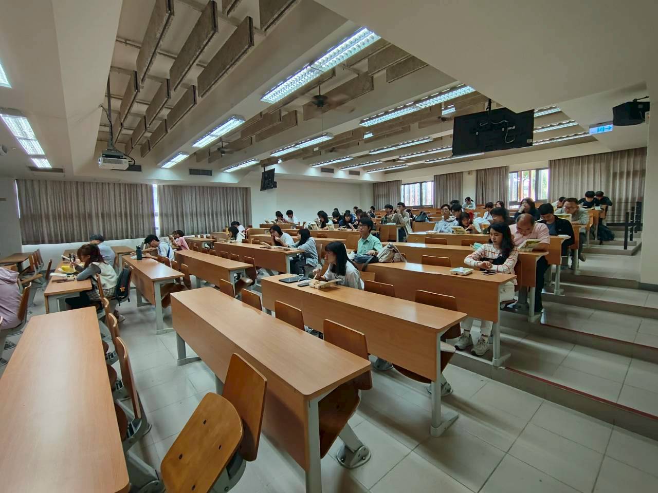 LINE ALBUM 20251205 學海 251215 8