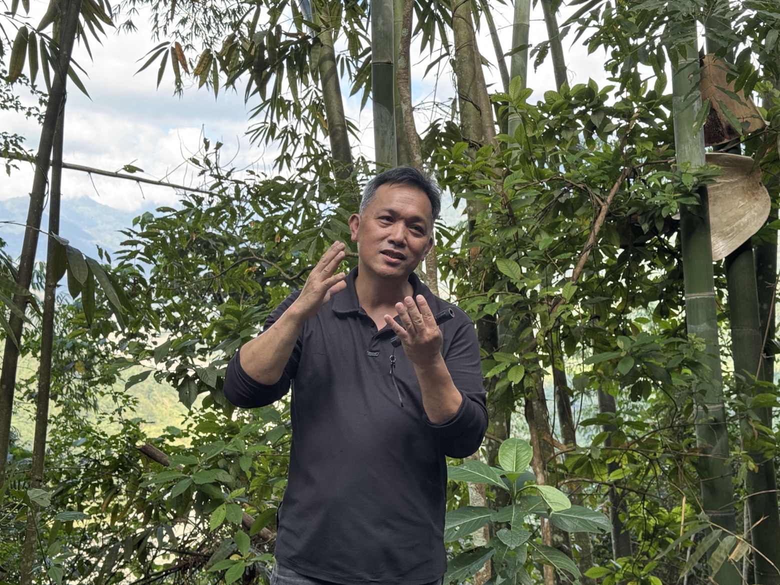 FEE5C480 5BA8 4143 BE7E 73D99082C61C