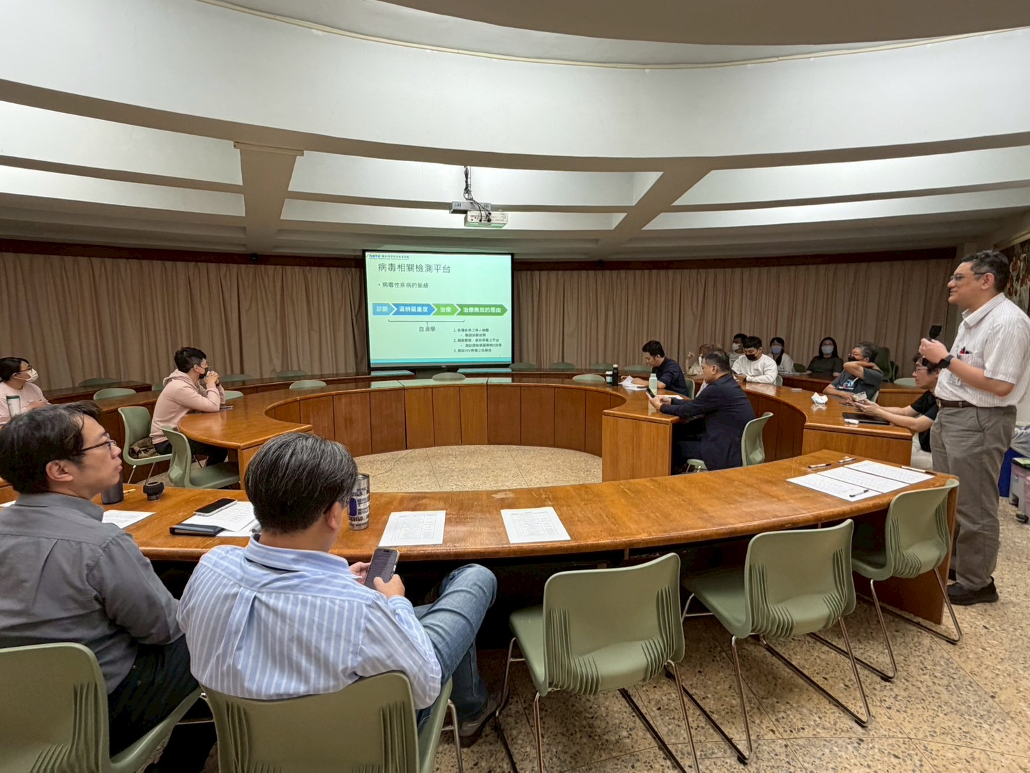 LINE ALBUM 活動照片 114年度健康產業核心技術服務平台交流會 251126 27