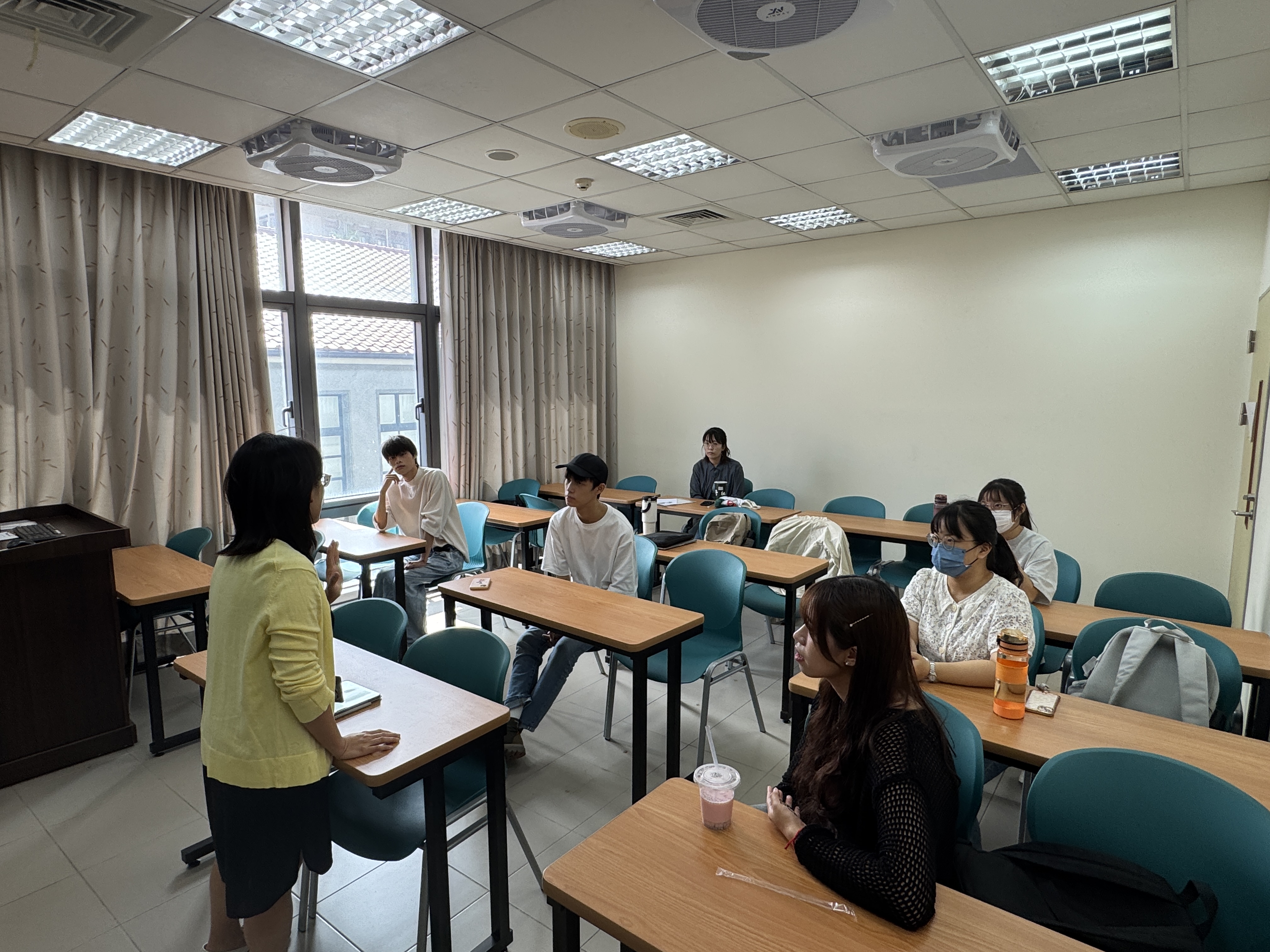 20251028 1老師說明今天活動主題