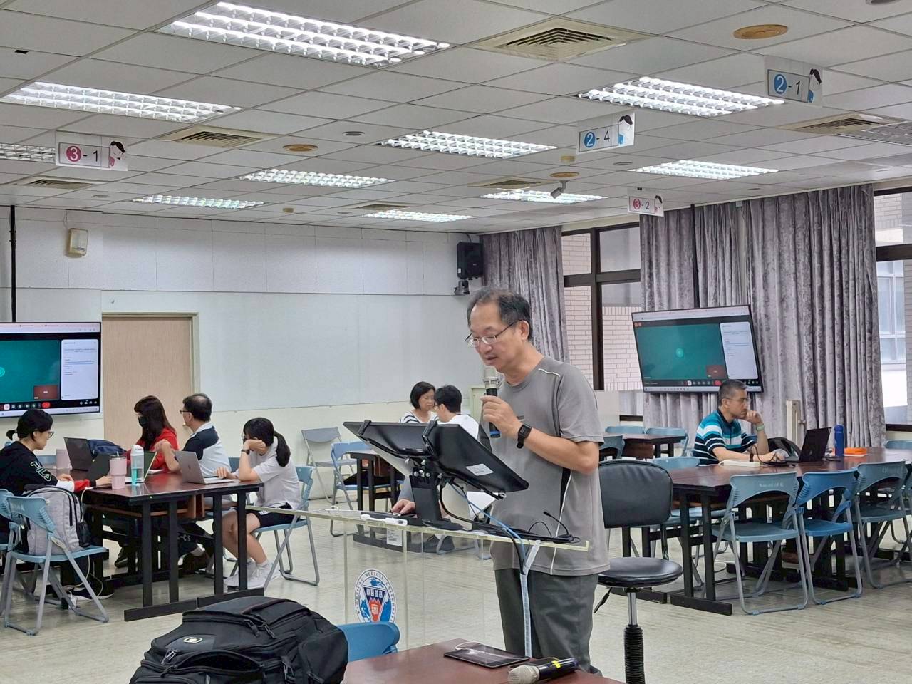 講師授課 2