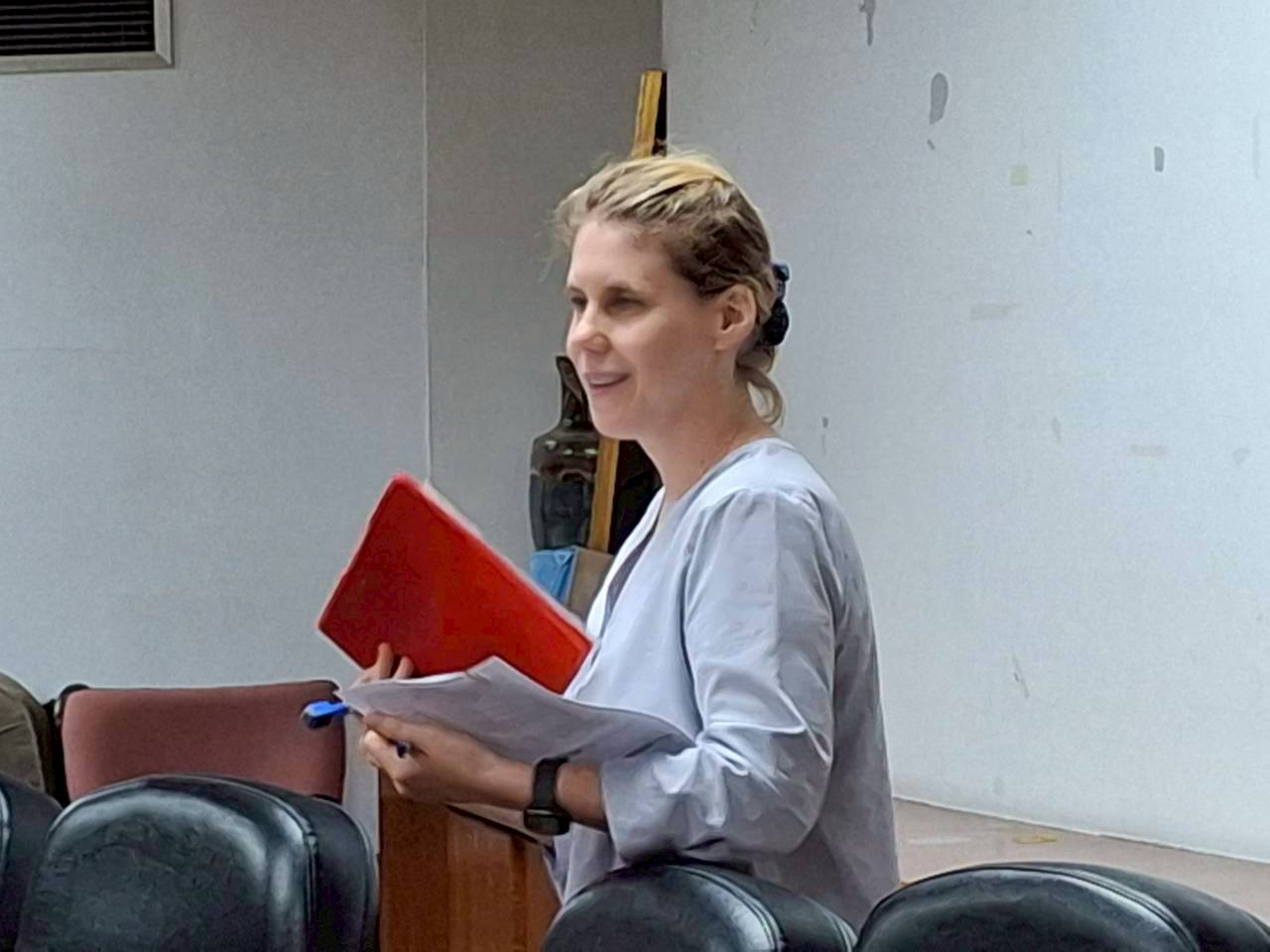 LINE ALBUM 1141015 English Corner 251021 11